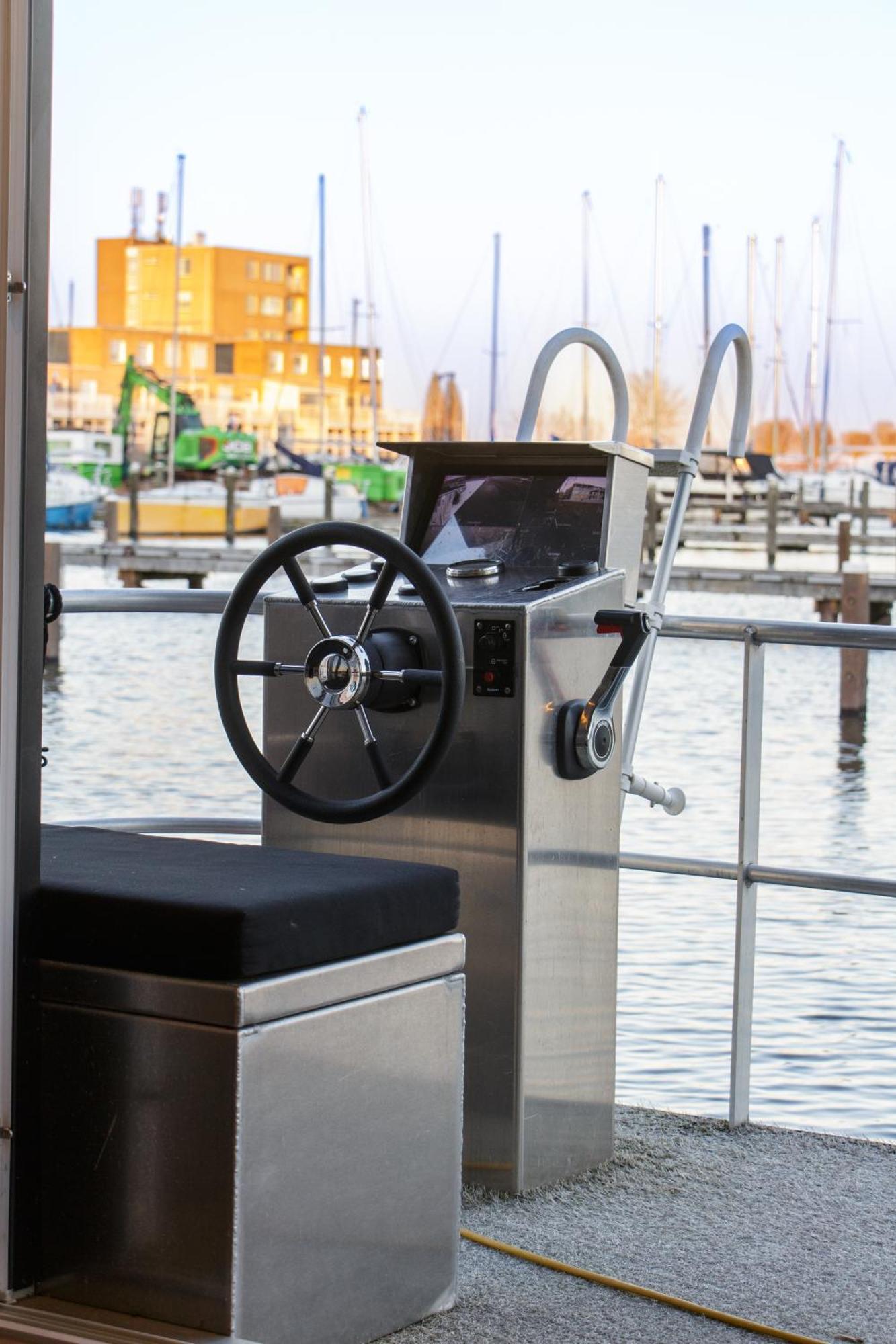 Luxurious Waterloft Near Beach And Centre By Weltevreden Experience Zeewolde Exterior foto
